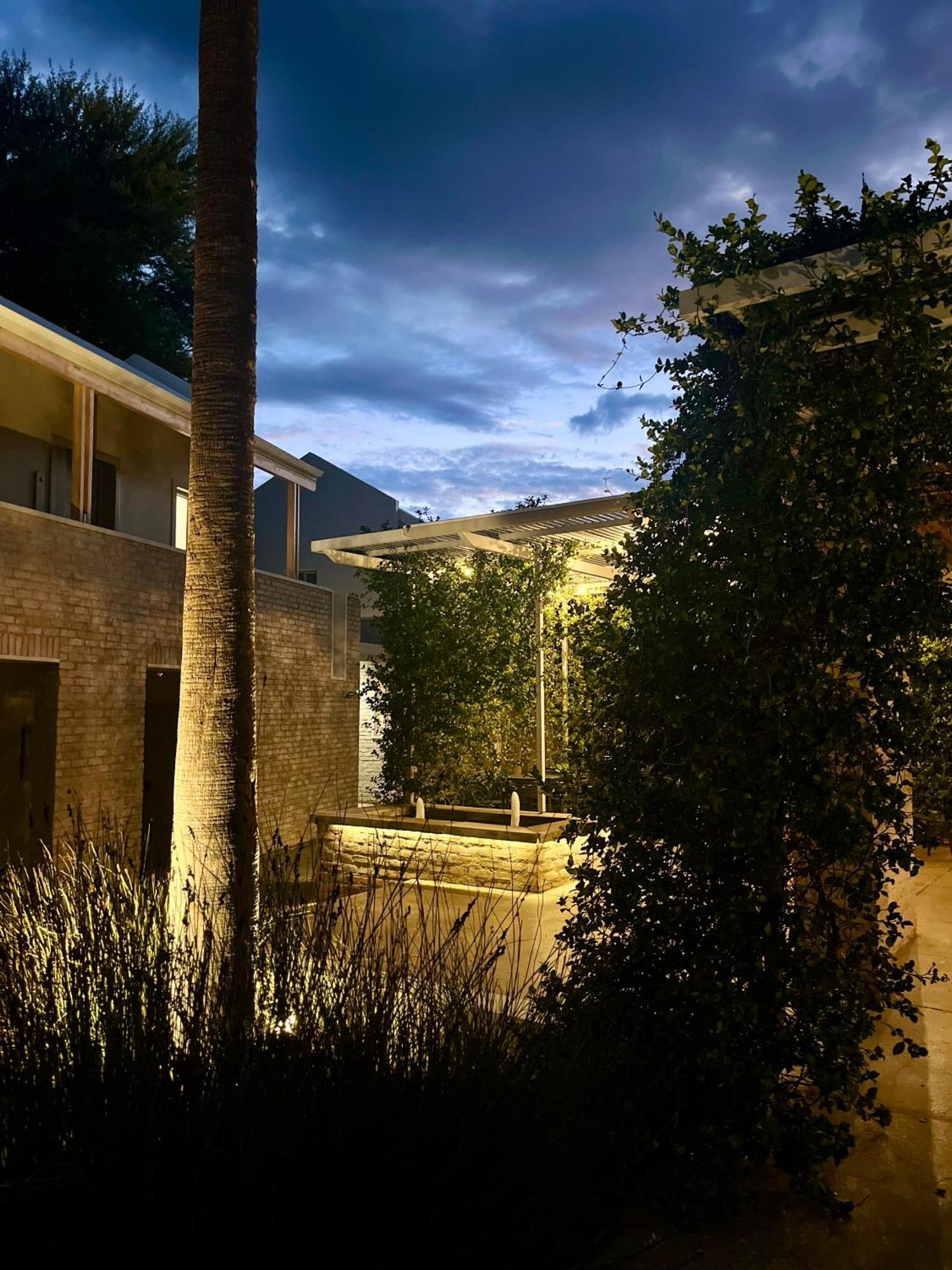 The Windhoek Luxury Suites Eksteriør bilde